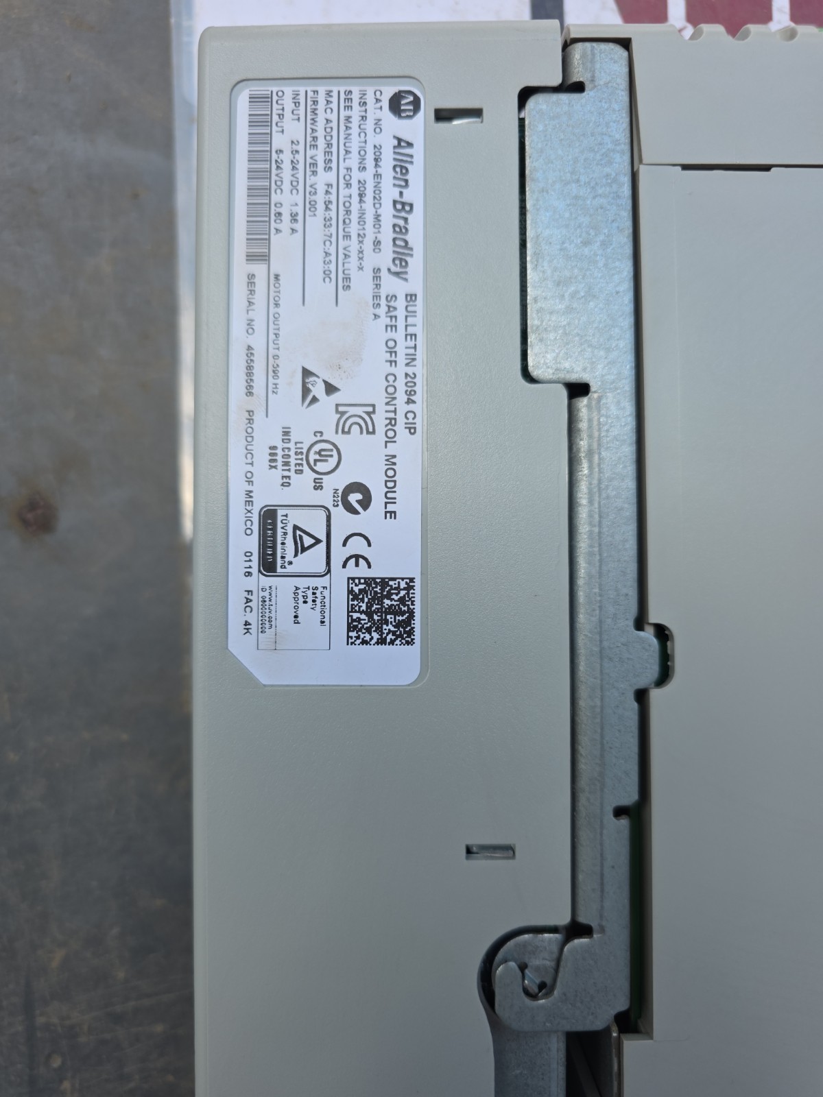 ALLEN BRADLEY KINETIX SAFE OFF CONTROL MODULE 2094-EN02D-M01-S0/A