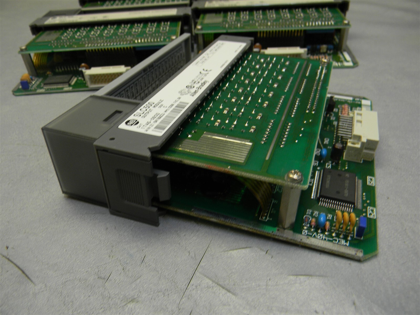 Allen Bradley 1746-OB32 SER C SLC500 Output Module Lot of 5
