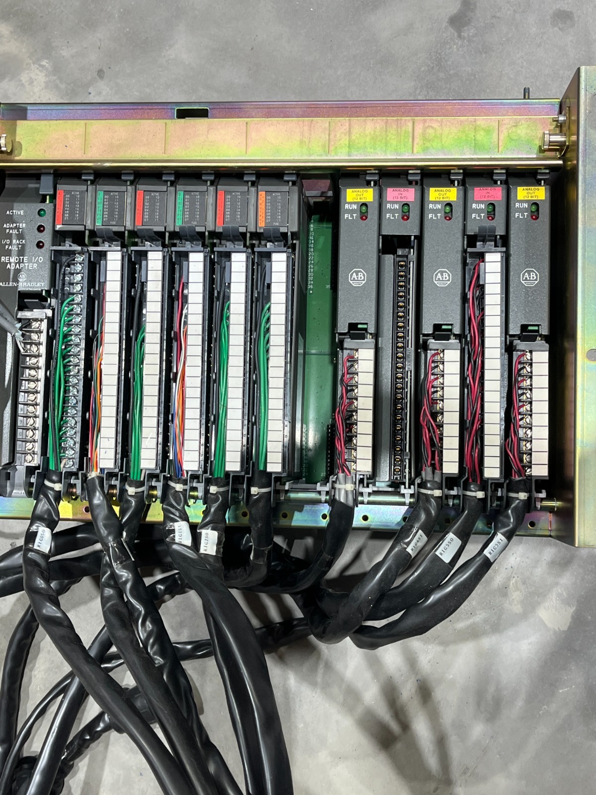 Allen Bradley 1771A3B Series B, 1771-A3B, with Modules