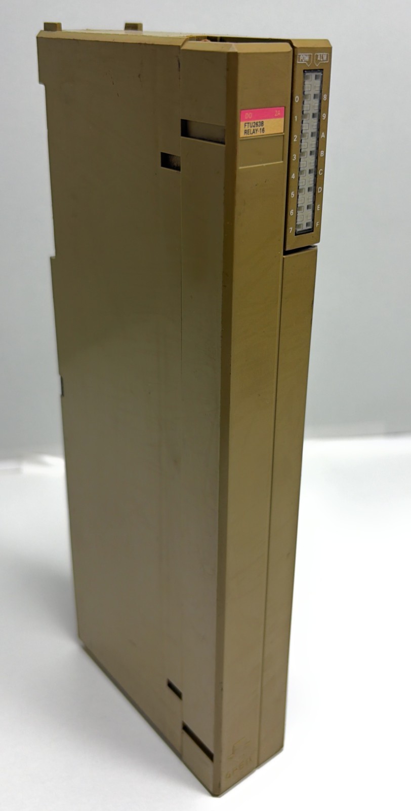 Fuji Electric FTU263B Controller Relay-16 DO 2A PLC