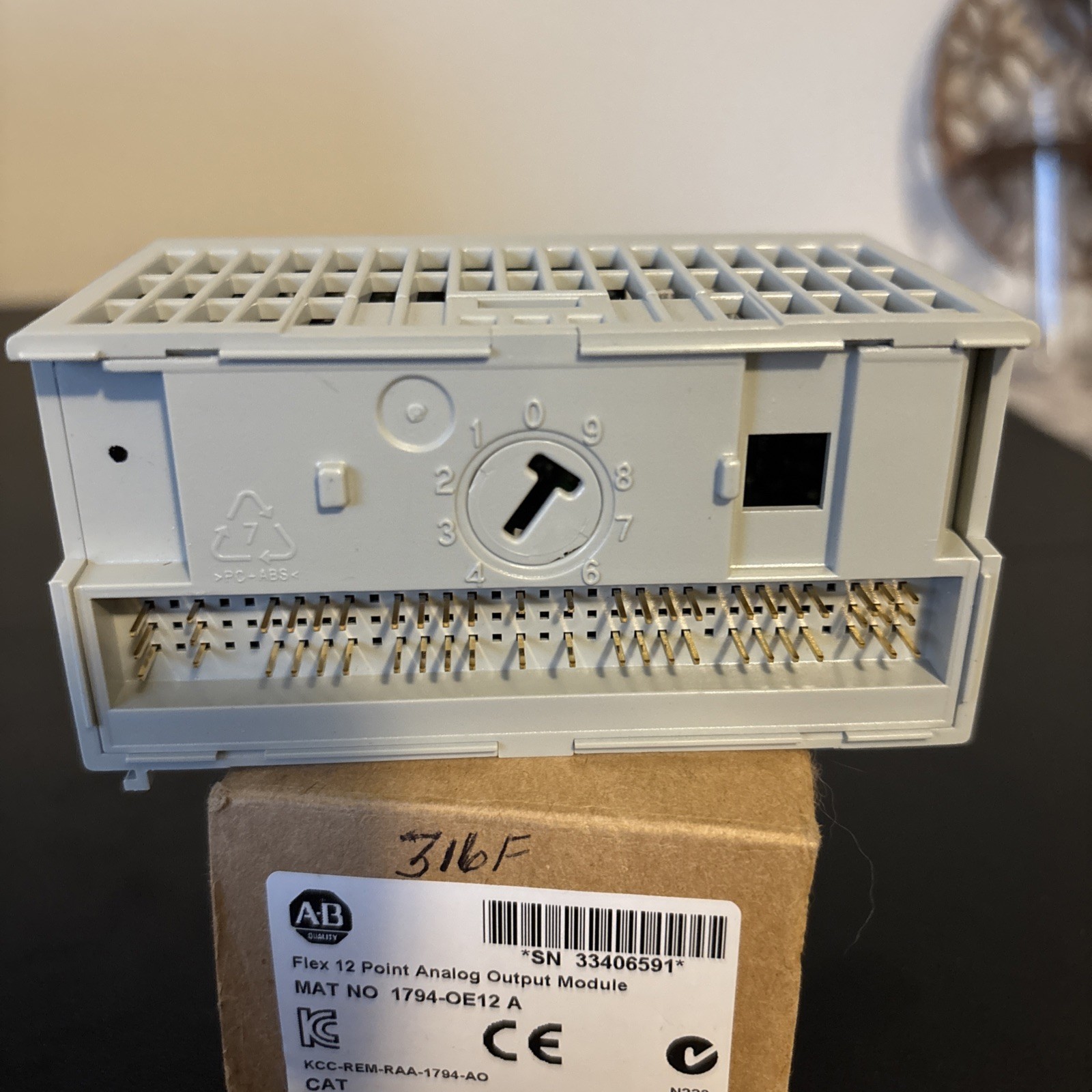 Allen Bradley 1794-OE12 Flex I/O Analog Output Module 12 Point 0-20mA/0-10V DC
