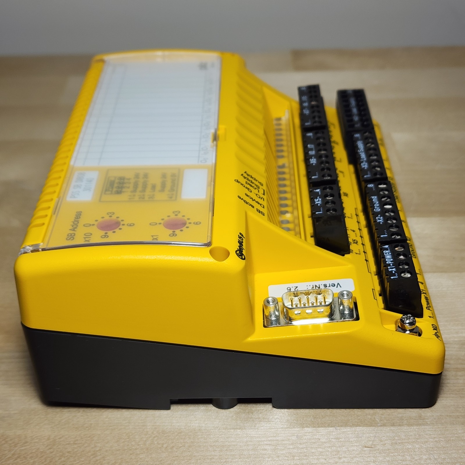 Pilz 301140 PSS SB DI8O8 SafetyBUS p Digital I/O Module 8 Input 8 Output 24VDC