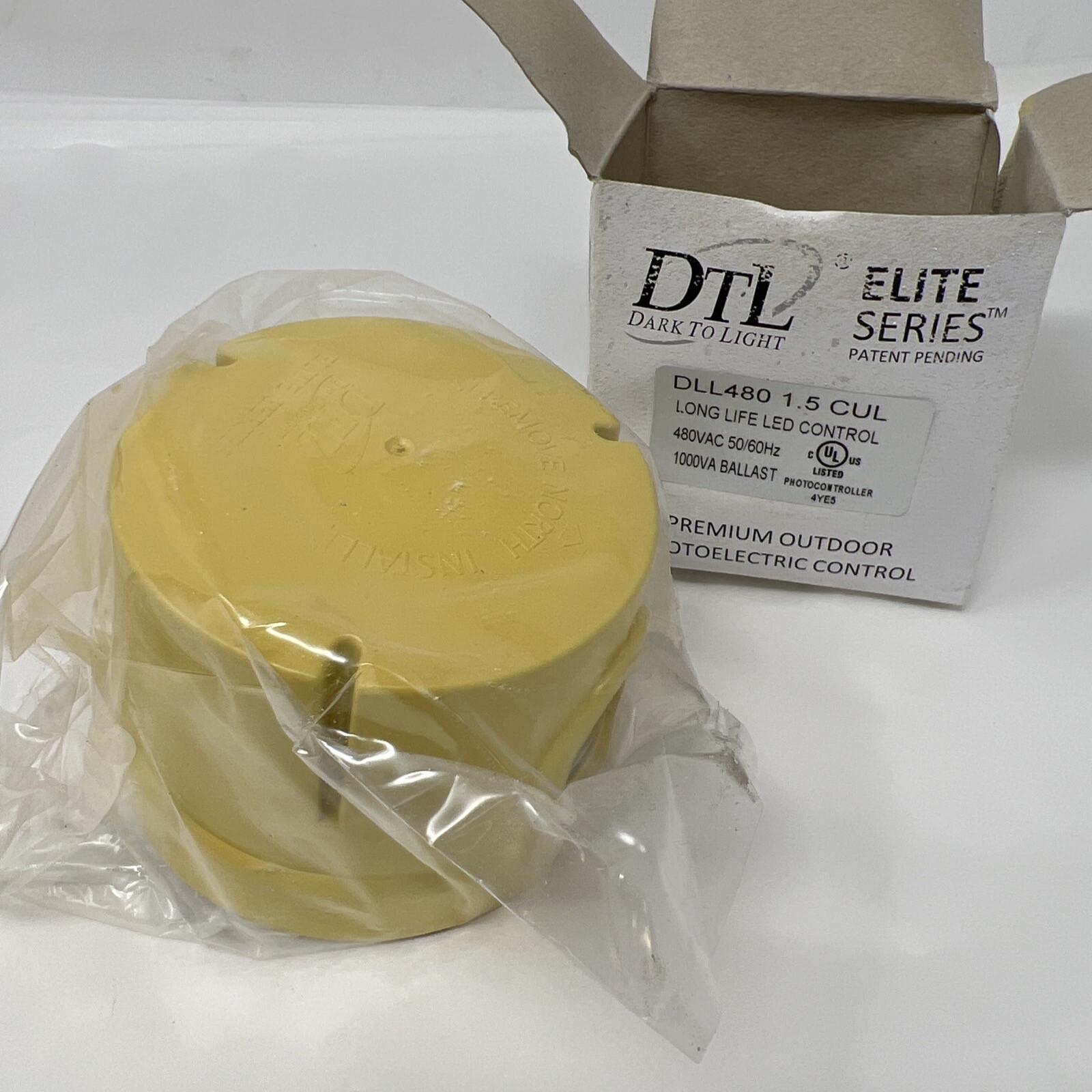 Dark to Light (DTL) DLL480 1.5CUL – 480VAC 50/60Hz – 1000VA Ballast