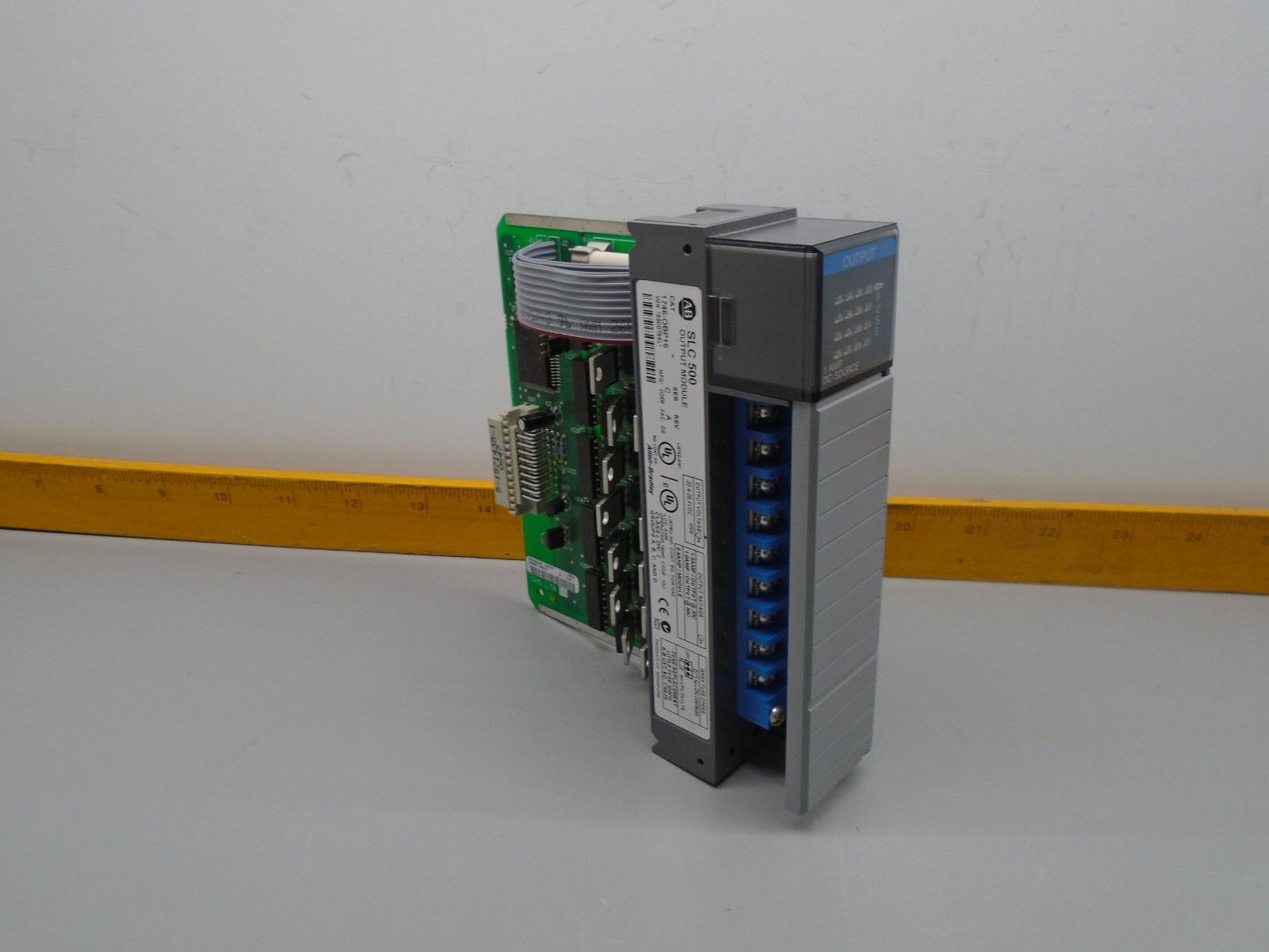 2008 mfg Allen Bradley 1746-OBP16 /C SLC 500 DC 1 amp Protected Output N169B