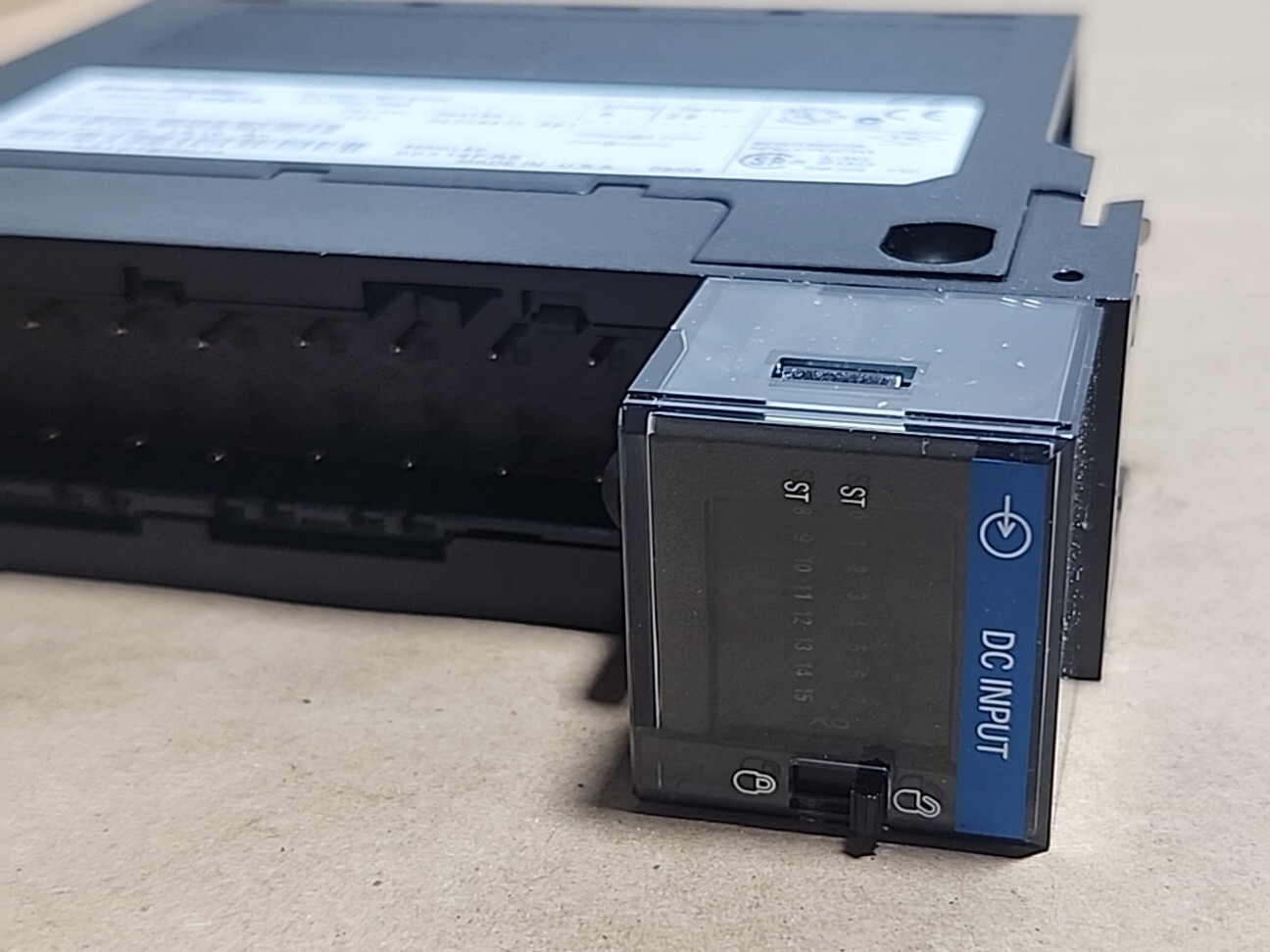 Allen-Bradley 1756-IB16 /A ControlLogix DC Input Module F/W REV 2.5 + Warranty!