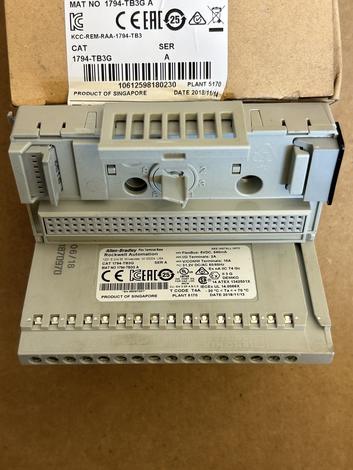 Allen-Bradley 1794-TB3G /A Flex Terminal Base Module 1794TB3G New Open Box