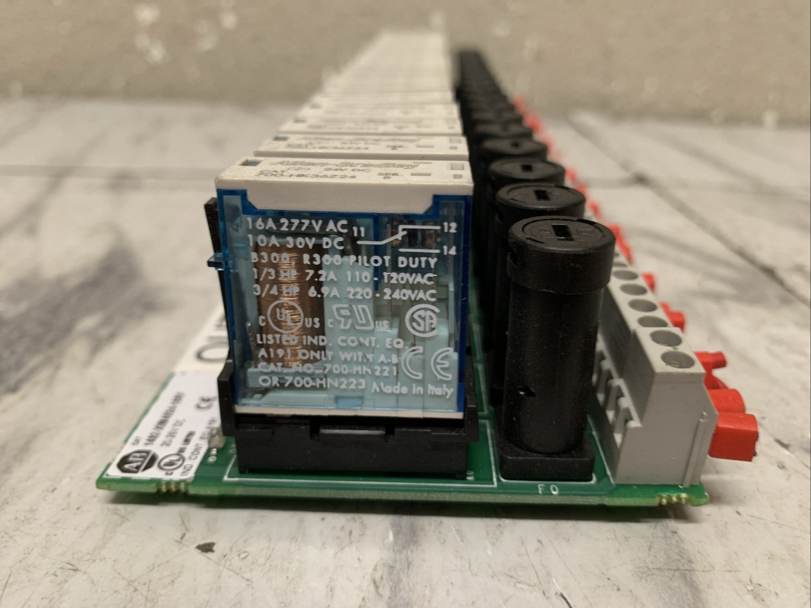 Allen Bradley 1492-XIM4024-16RF