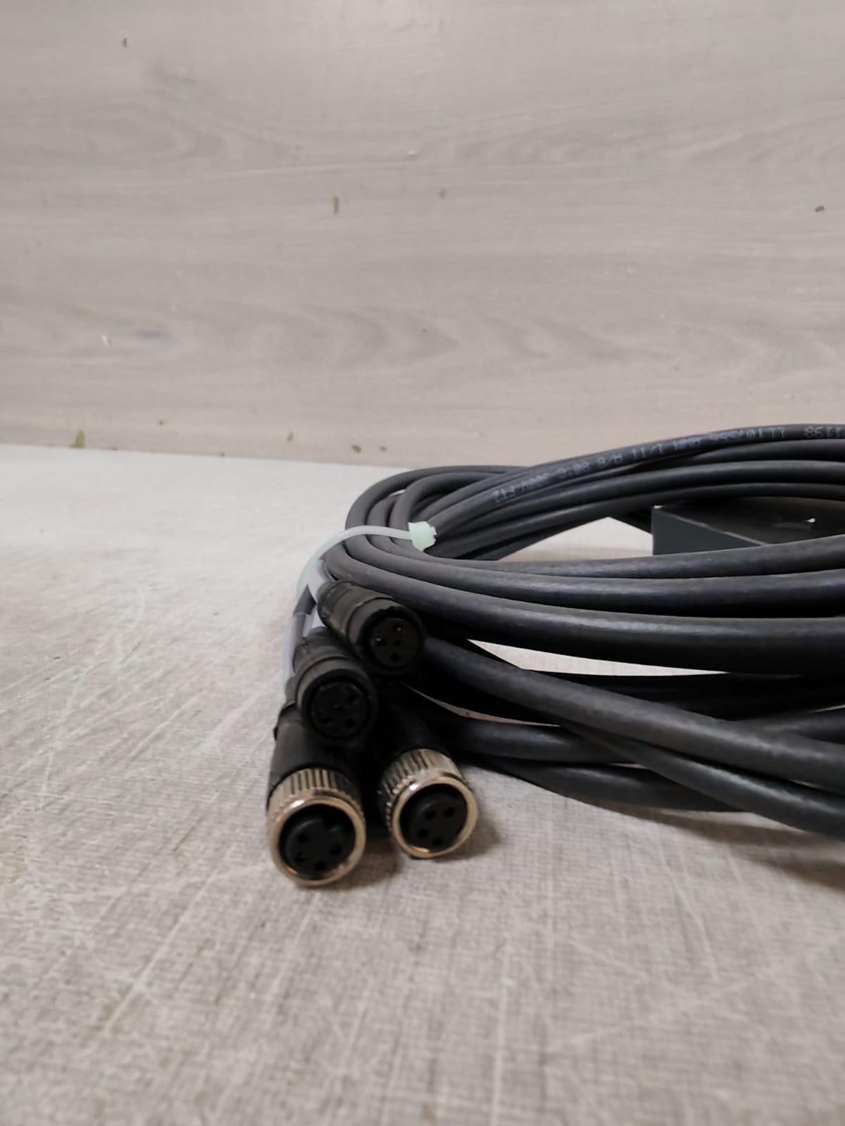 VBA-3E3A-G20-ZEL/E2L-P1-KNAPP AS-Interface I/O module 4001274 -New Without Box