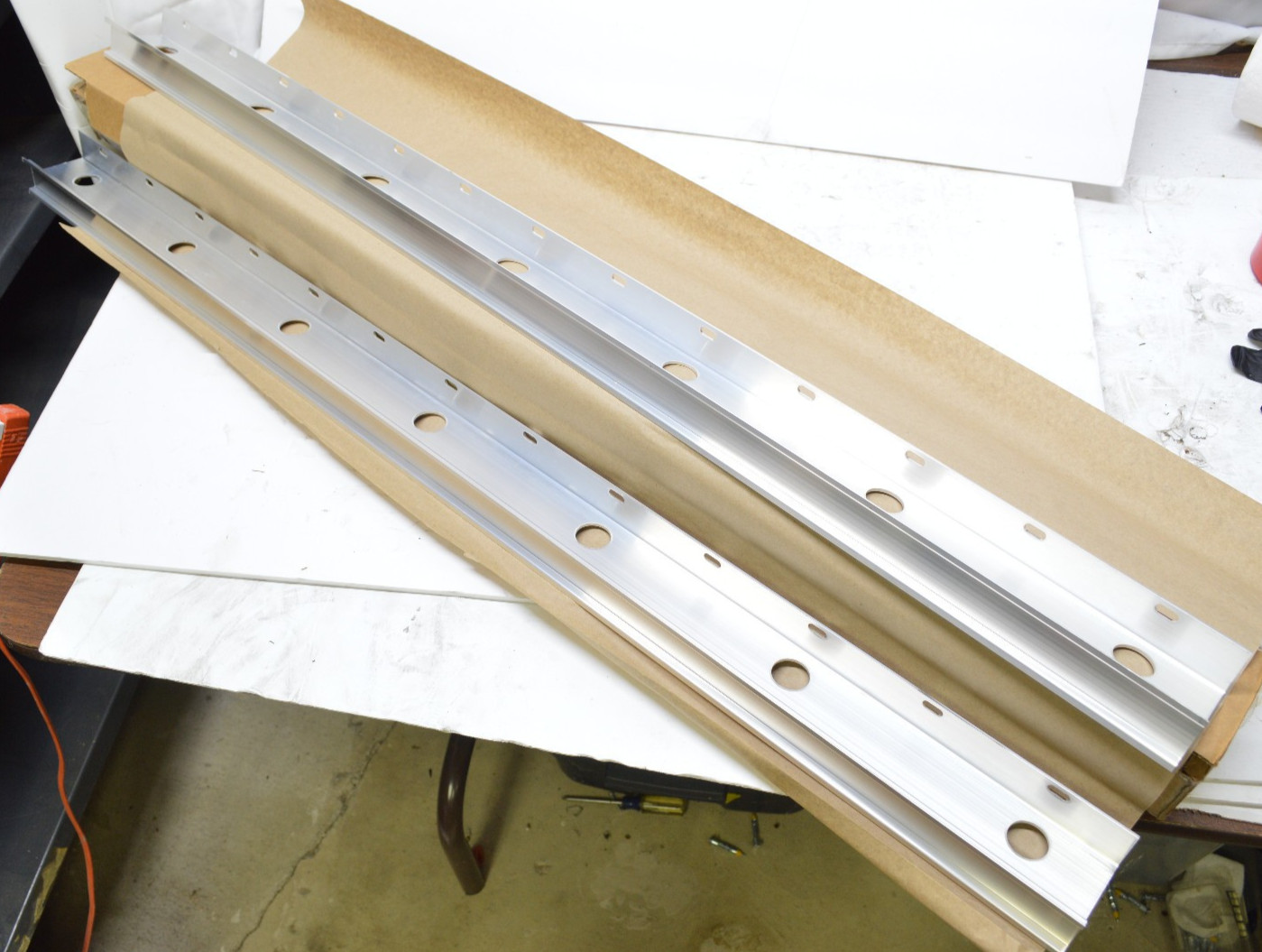 NEW AB -Qty 2 – 1492-DR6, Raised DIN Rail, Aluminum, 35mm x 7.5mm x 57.4mm x 1m