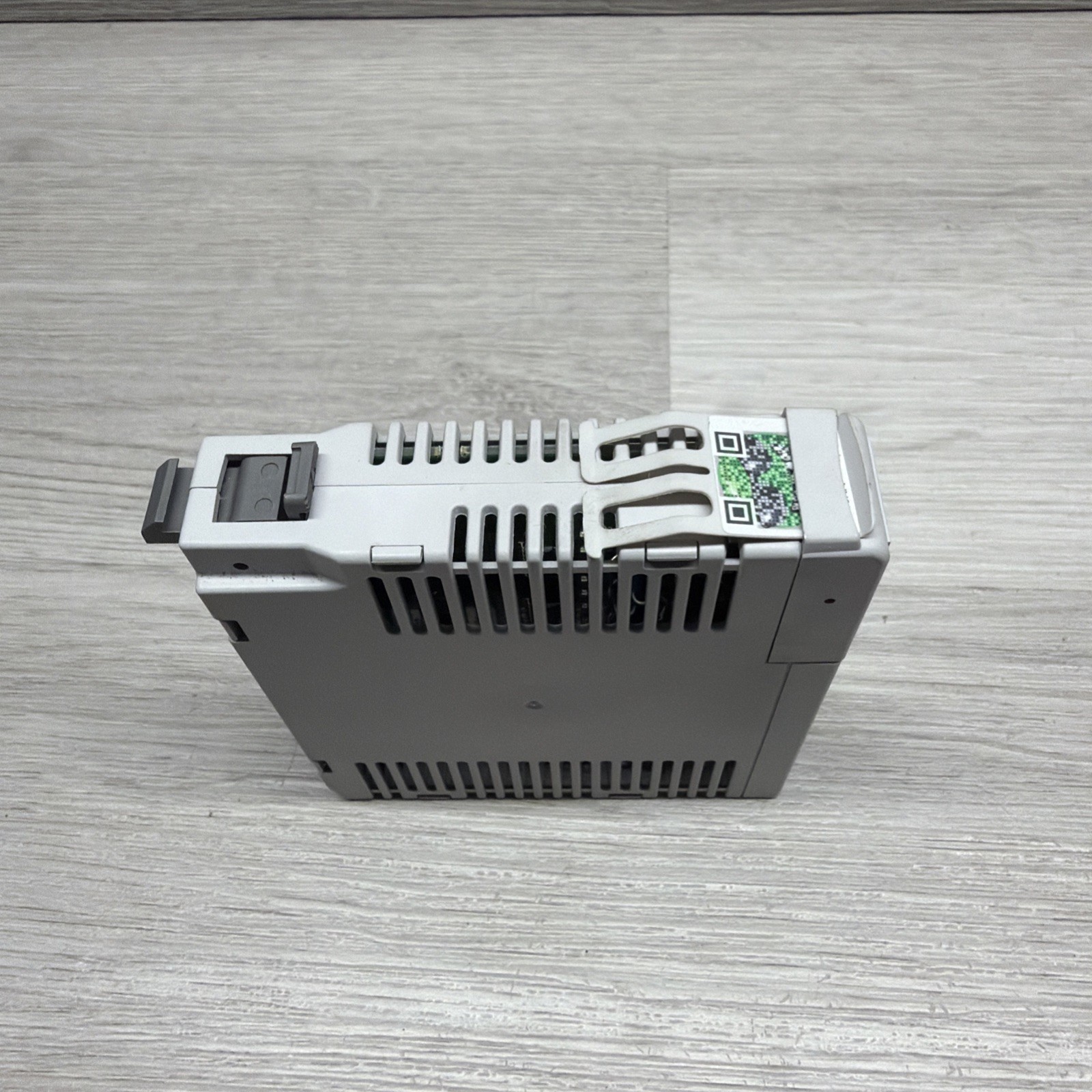 Automation Direct P2-16NA Discrete AC Input Module, 16 Point, READ DESCRIPTION