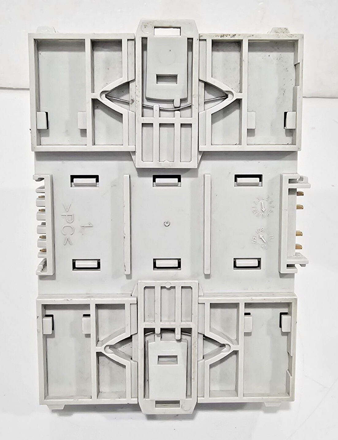 Siemens TXM1.6R OUTPUT MODULE [ LOT 3 NOS ]