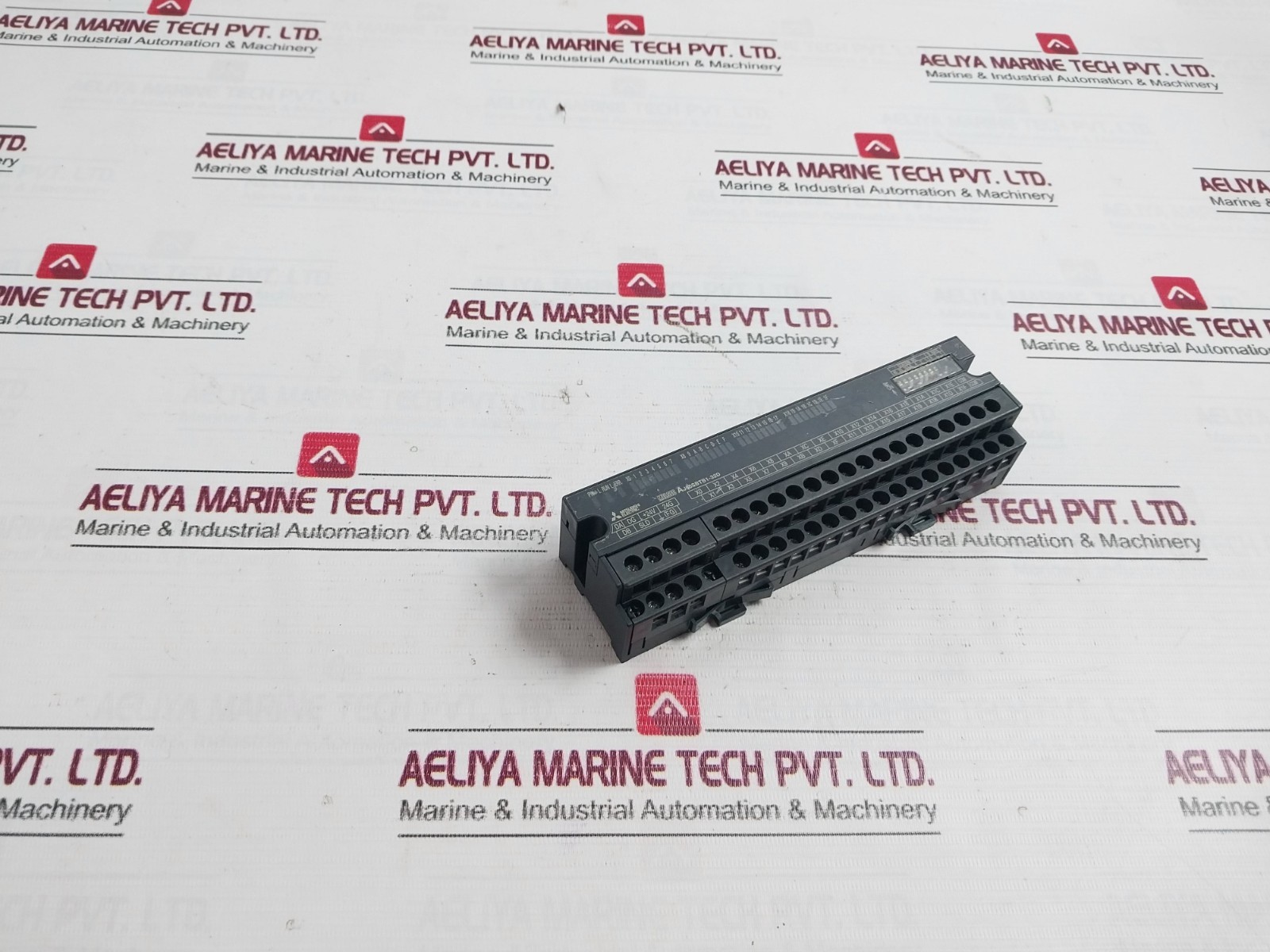 MITSUBISHI ELECTRIC AJ65SBTB1-32D PLC CC-Link Compact Input Module 24VDC 7MA