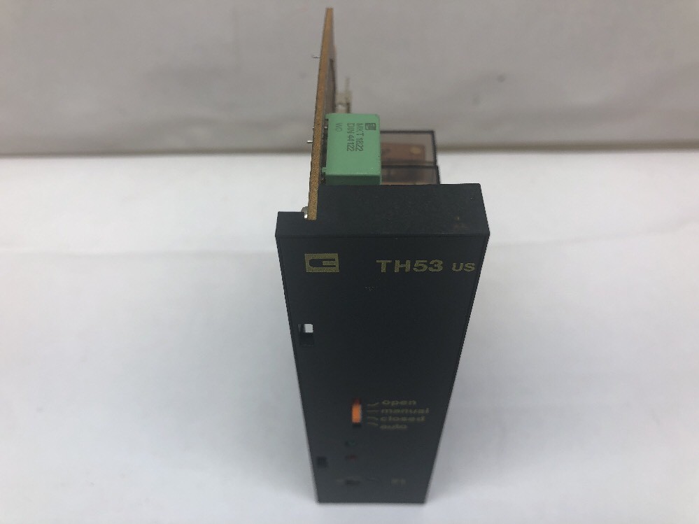 HONEYWELL TH 53 US On-Off Three Position Output Module NOS