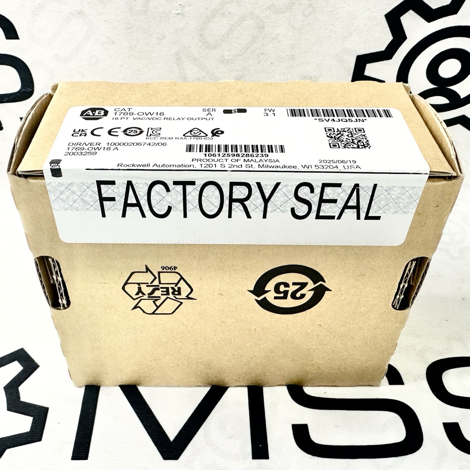 Allen-Bradley 1769-OW16 CompactLogix 16-Point Relay Output Module Sealed
