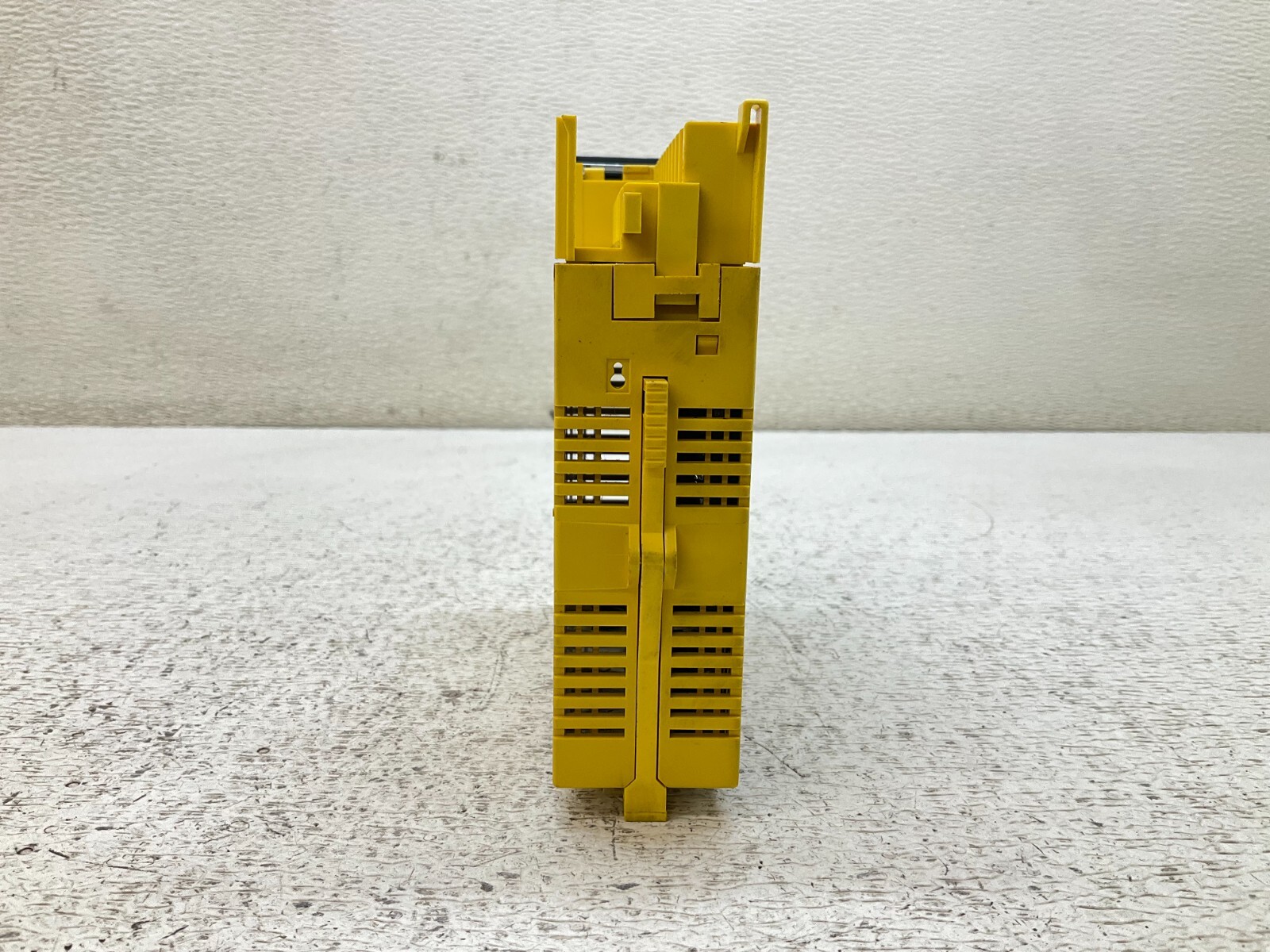Fanuc A03B-0819-C104 Input Module AID16D A03B0819C104 (TSC)