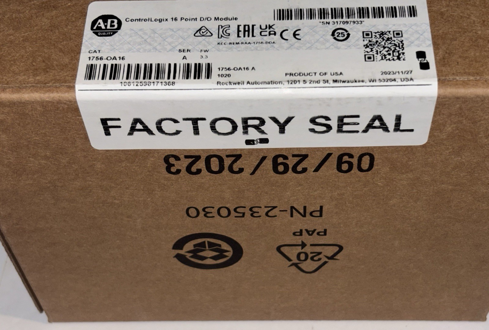 Allen-Bradley ControlLogix 16 Point D/O Module – 1756-OA16 Factory Sealed!