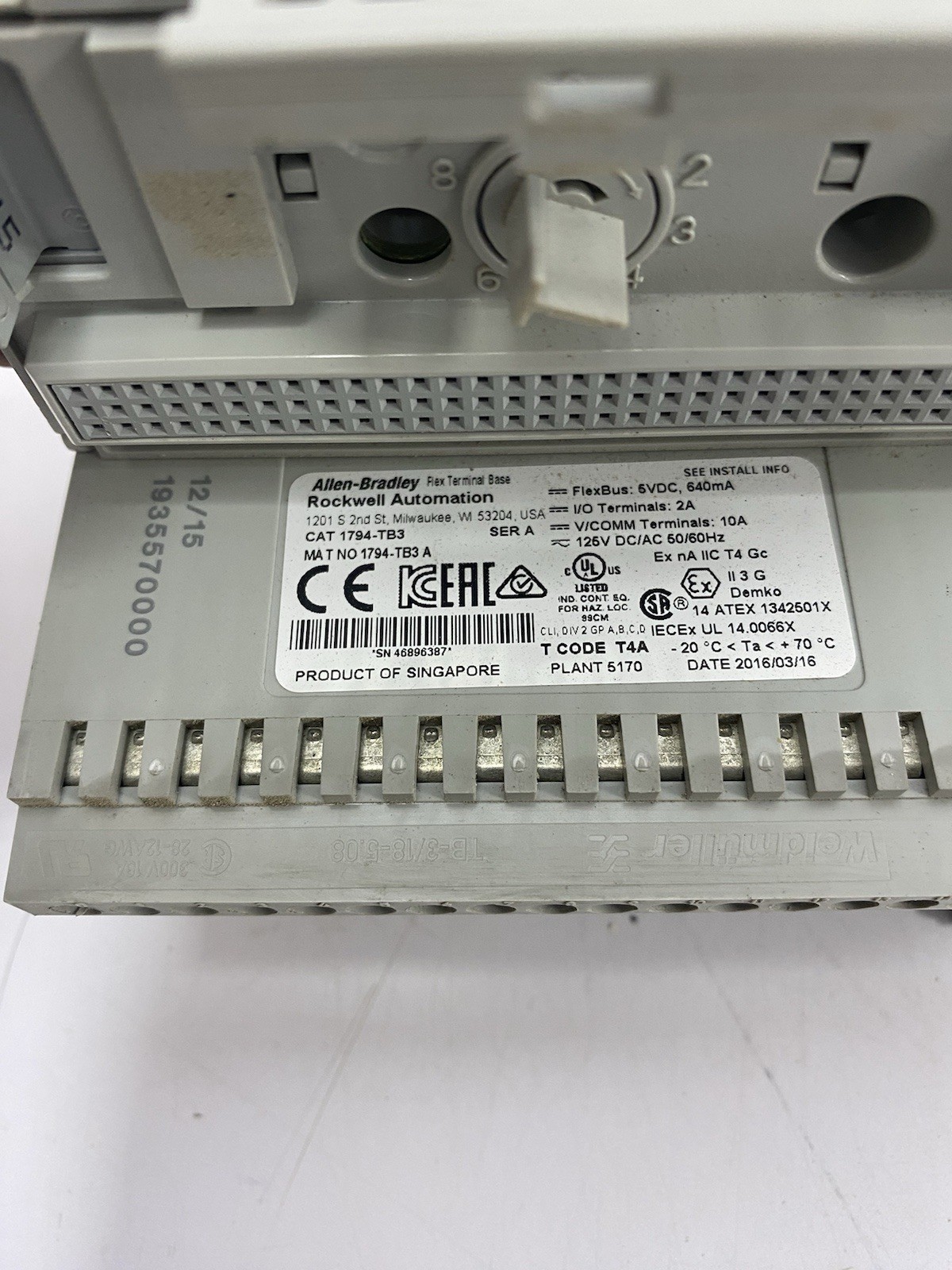 Allen-Bradley Analog 1794-IE8 + 1794-TB3 Base Set
