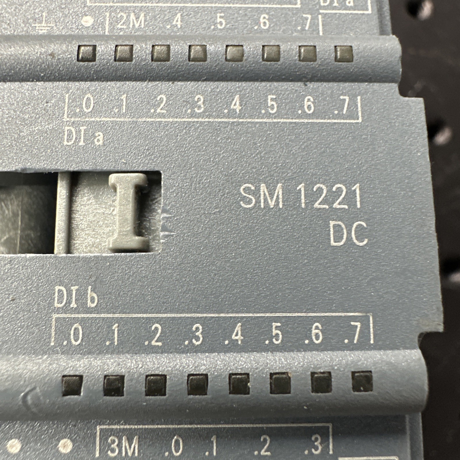 Siemens SM 1221 DC 6ES7 221-1BH32-0XB0 Digital Input Module DI 16x24VDC 6mA/pt