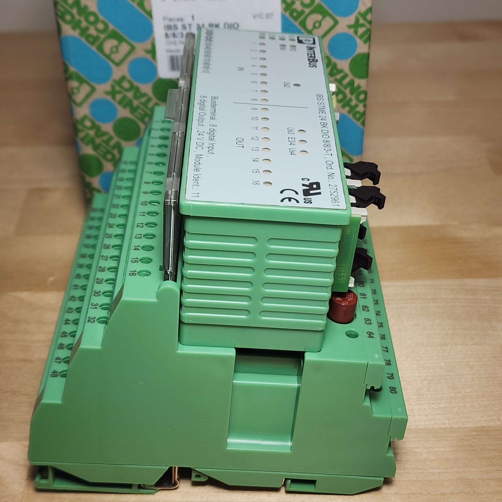 Phoenix Contact 2752411 IBS ST 24 BK DIO 8/8/3-T Bus Coupler I/O Module 8DI 8DO