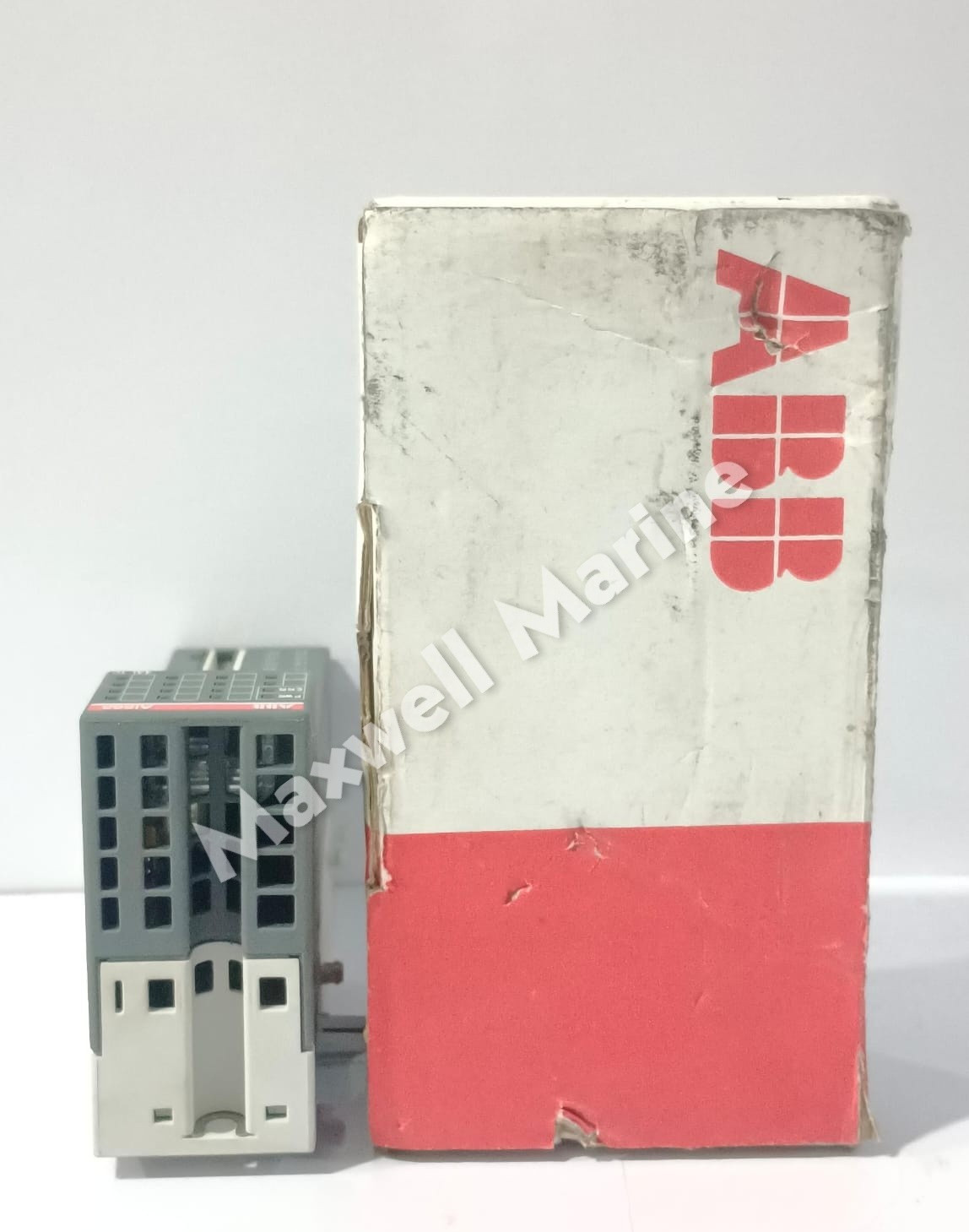 ABB AI563 1TNE968902R1103 Analog Input Module 4AI Thermocouple PLC With Box