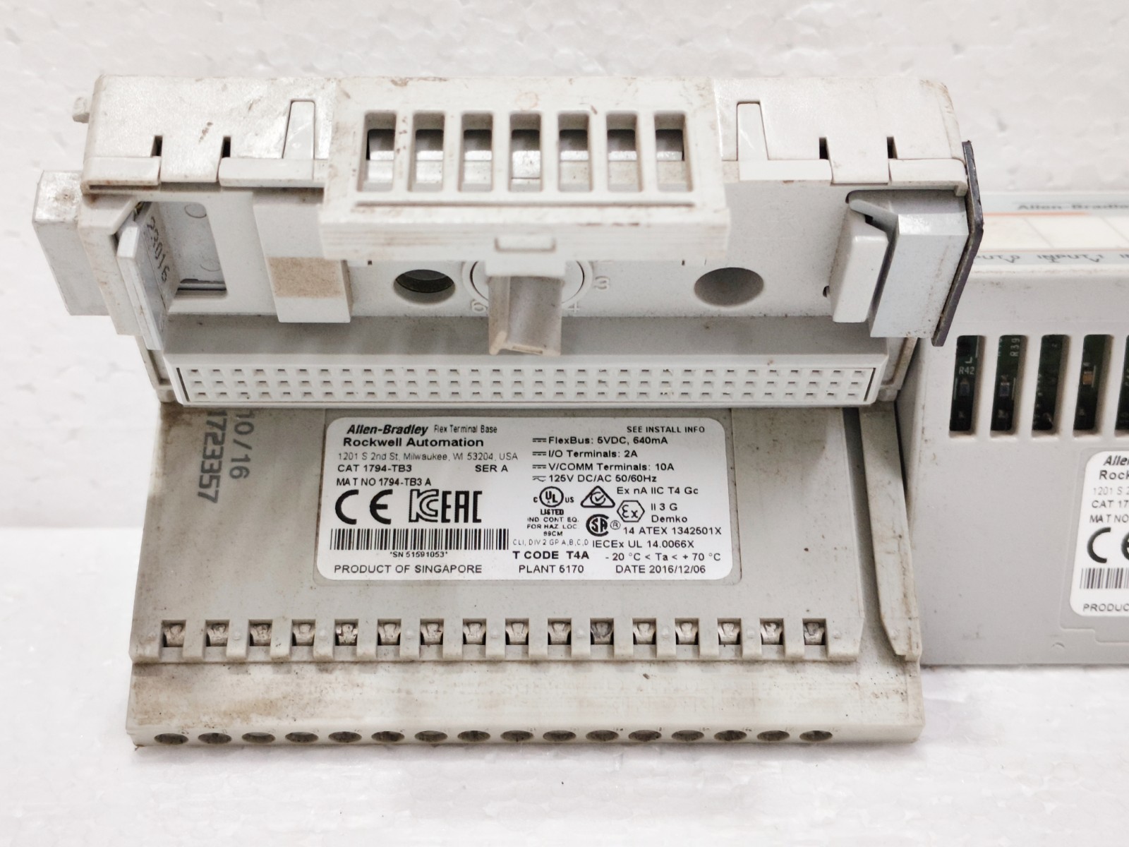 Allen Bradley 1794-IE8 Ser B With 1794-TB3/A Flex 8 Point Analog Input Module