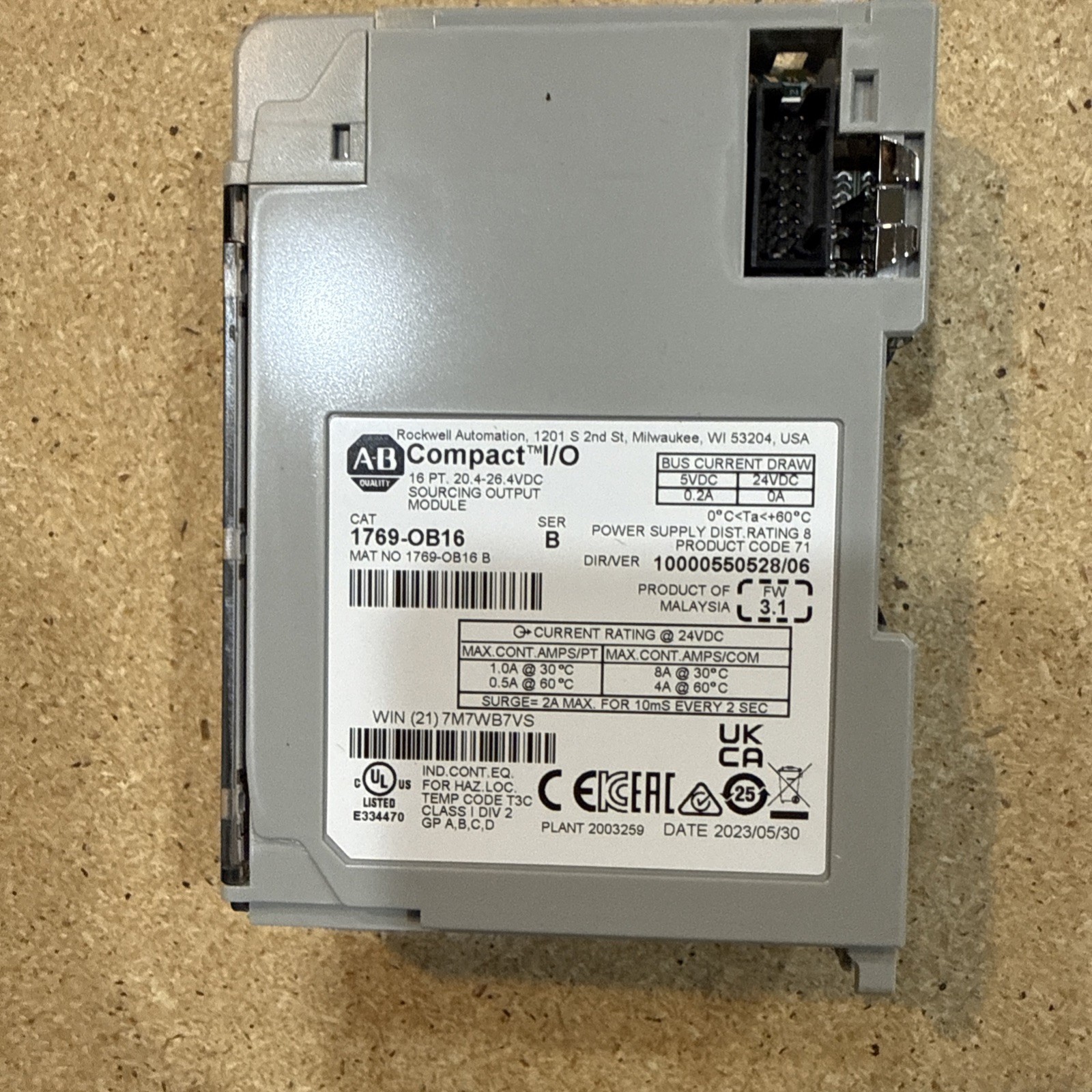 Allen-Bradley 1769-OB16 PLC Output Module, 16-Point, 20.4-26.4VDC