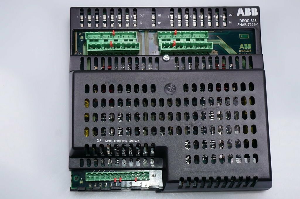 ABB Dsqc 328 3hab 7229-1 Digital I/0 Unit Relay Module 3HAB7229-1/06
