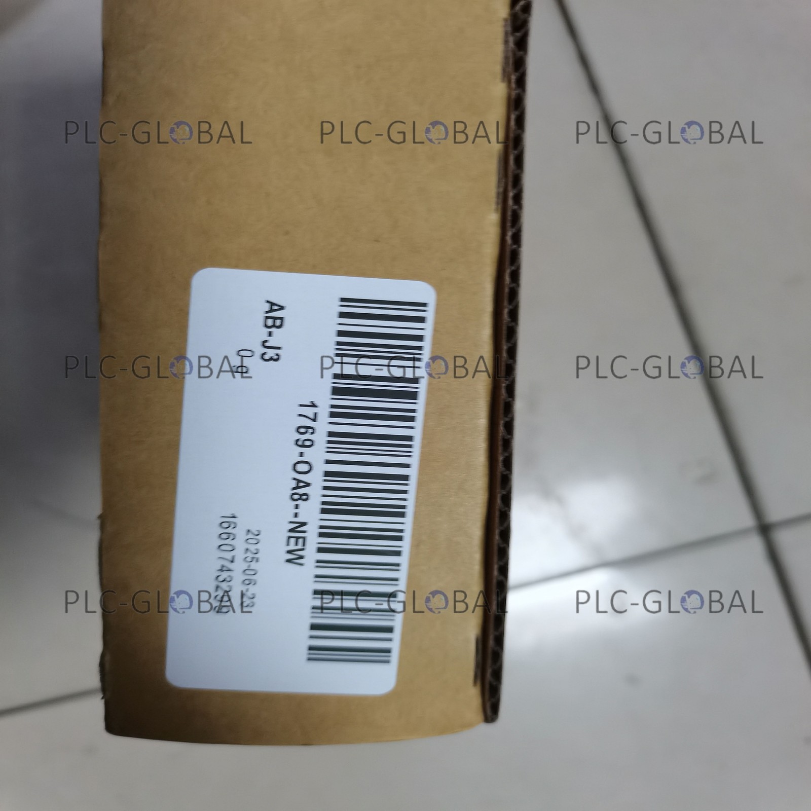 1 Unit Brand New Allen-Bradley 1769-OA8 Local Stock With Warranty