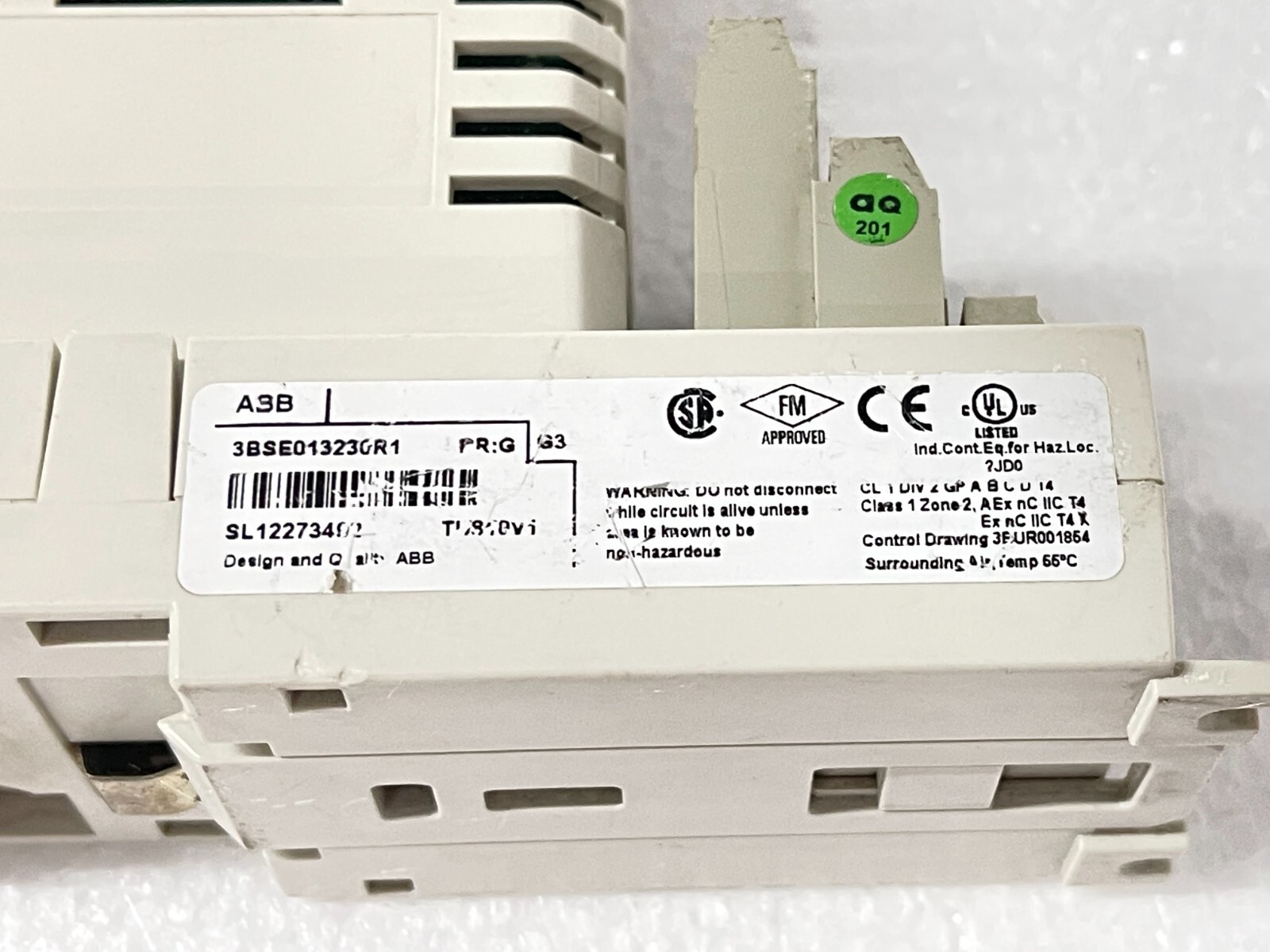 ABB AO810V2 8ch 0..20mA 3BSE038415R1 PR:D With 3BSE013230R1 PR:G