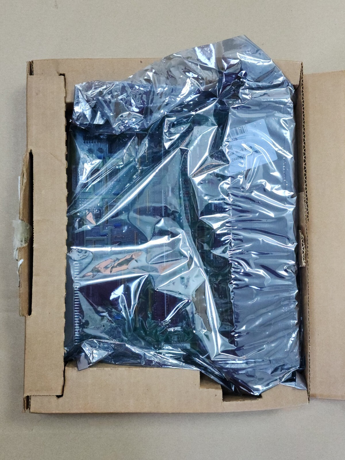 IC697MDL750 GE FANUC NEW DIGITAL OUTPUT MODULE IC697MDL750