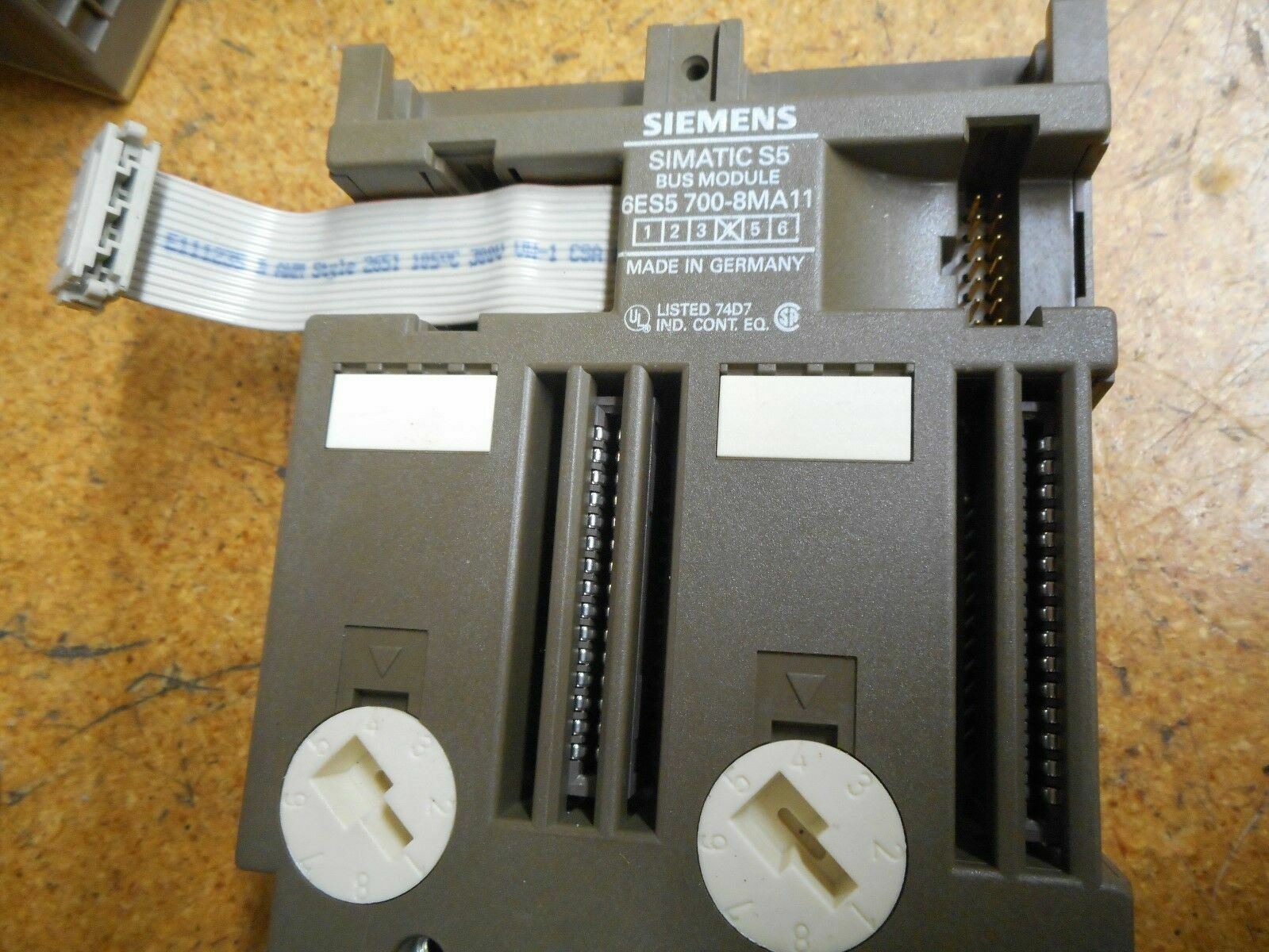 Siemens 6ES5 421-8MA12 (2)Digital Input Modules 24VDC With 6ES5 700-8MA11 Module
