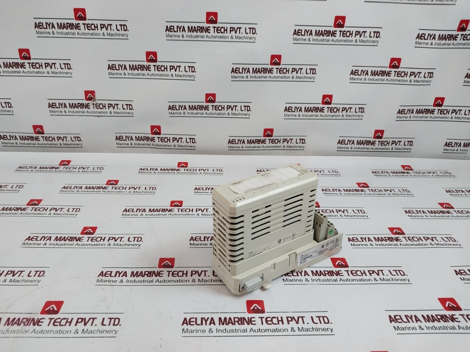 ABB AO810V2 3BSE038415R1 Analog Output Module With MTU TU810V1 3BSE013230R1