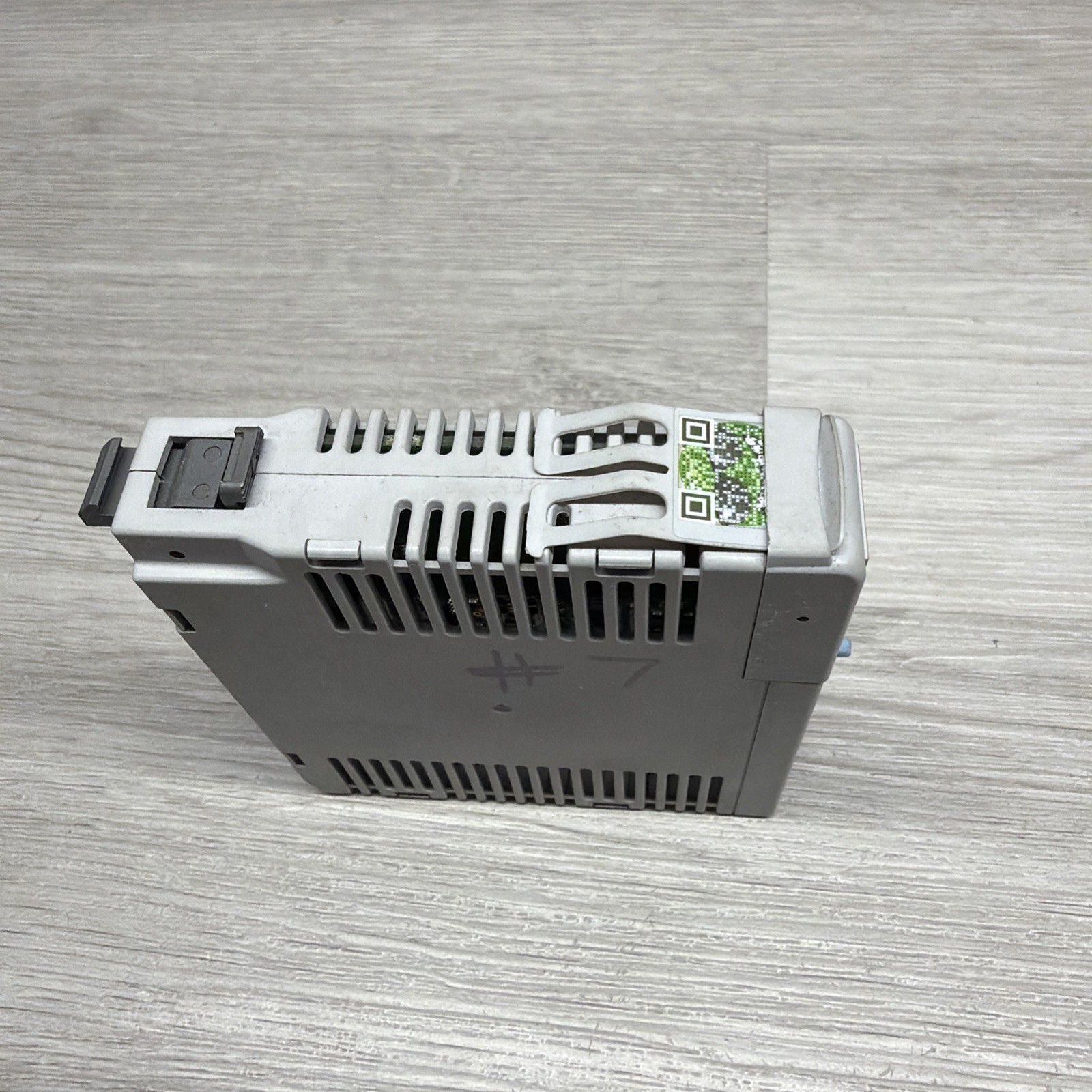 Automation Direct P2-16TD2P Discrete DC Output Module, 16 Point, READ DESCRIPT
