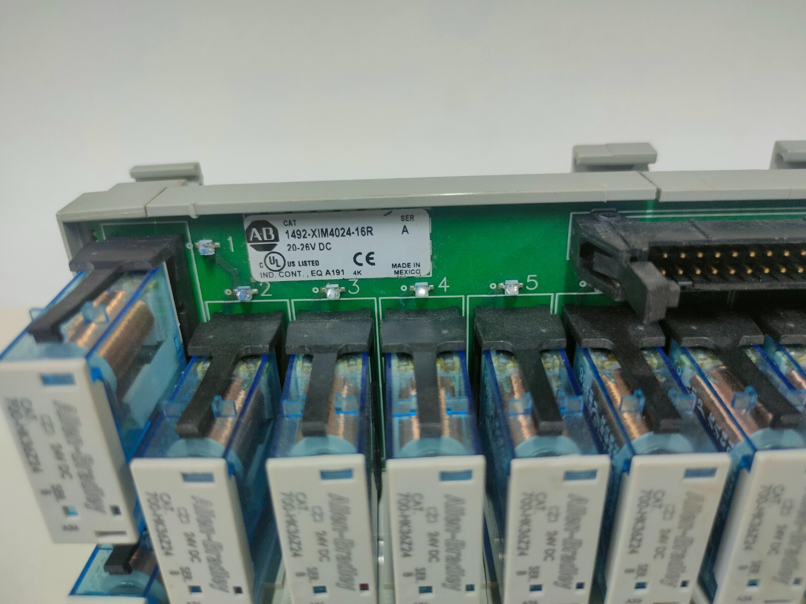 Allen Bradley 1492-XIM4024-16R