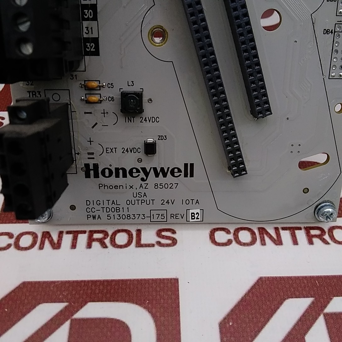 CC-TD0B11 | Honeywell | Digital Output Module, 24VDC, IOTA, Used