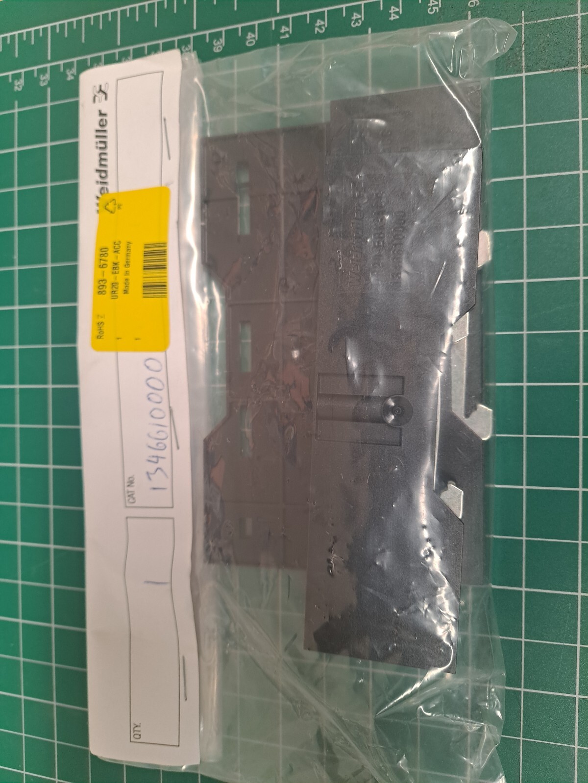 Weidmuller Remote I/O Module, End Bracket – 1346610000- UR20-EBK-ACC NEW