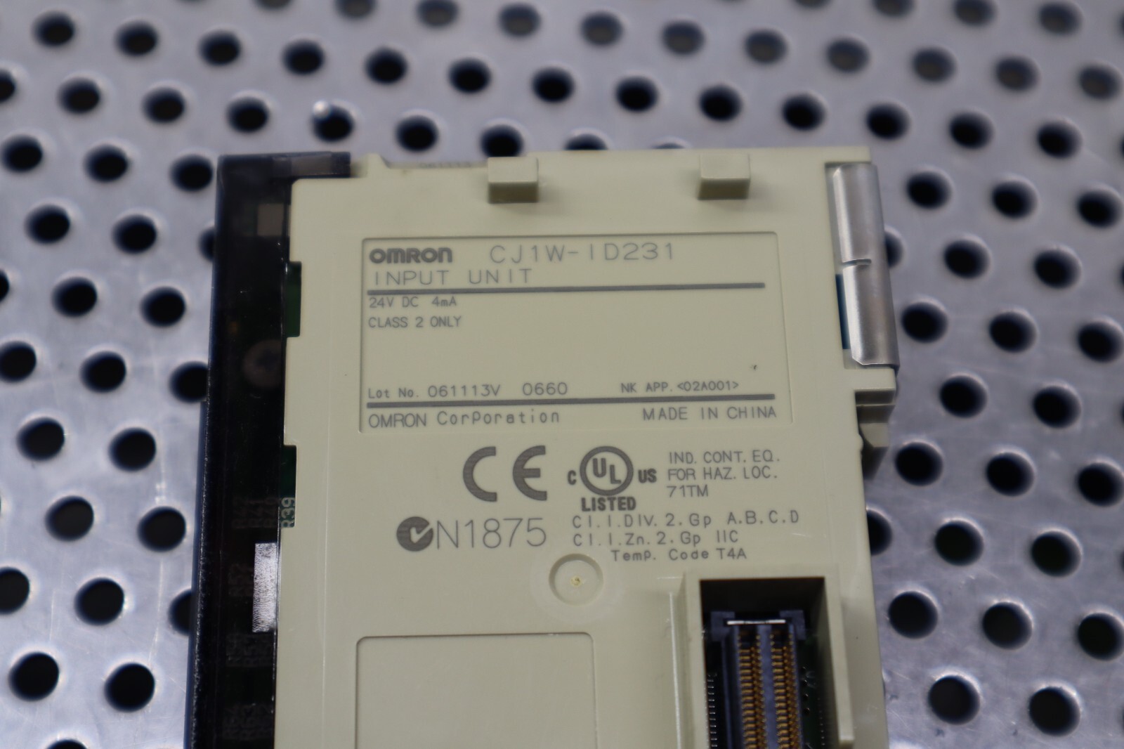 Omron CJ1W-ID231 Input Module DC24V With CJ1W-TER01 End Plate Used With Warranty